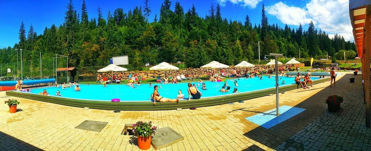 Lobogó Resort - piscina exterioară