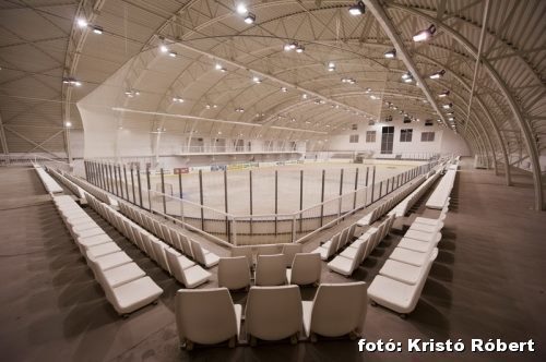 Felcsíki Ice skating rink